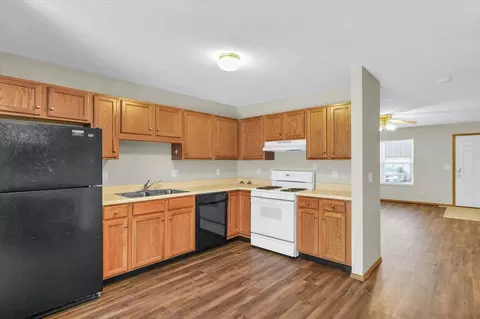 1027 Maple Hill Rd, Bloomington, IL 61705 photo 7