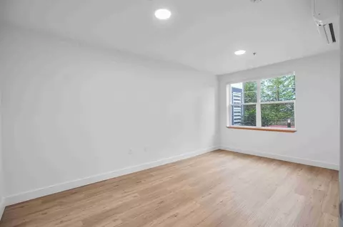 1323 SW Cherry Park Rd, Troutdale, OR 97060