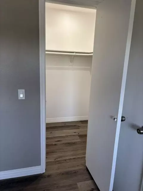 1015 Bennington St, Upland, CA 91786 photo 8