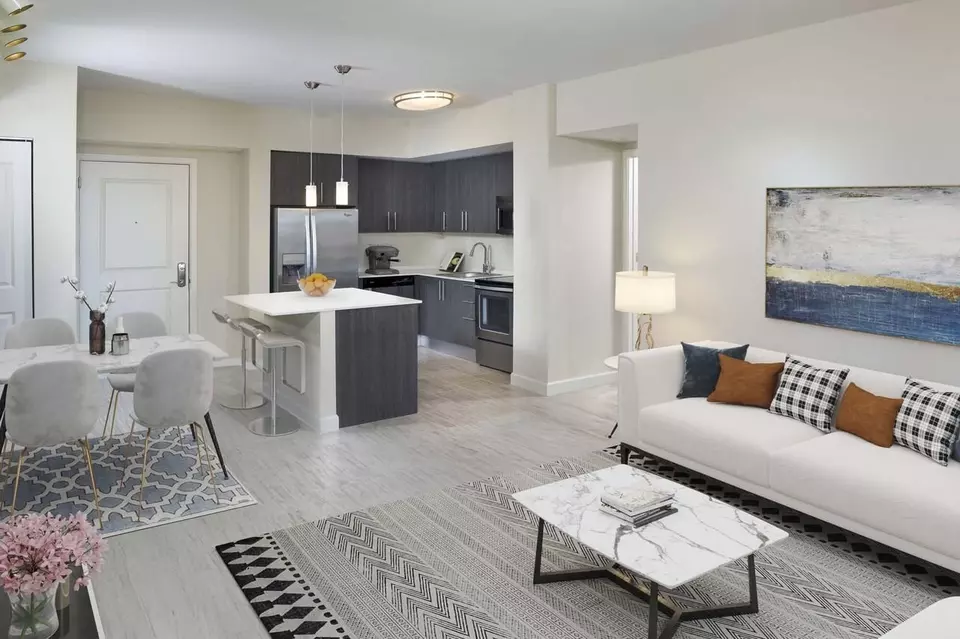  330 3rd St S, Saint Petersburg, FL 33701 photo 22
