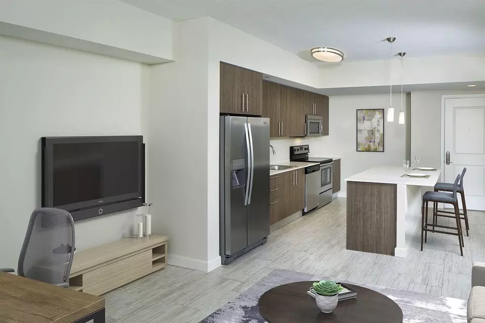  330 3rd St S, Saint Petersburg, FL 33701 photo 27