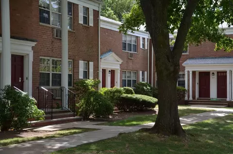 70 Berkshire Pl, Hackensack, NJ 07601 photo 17