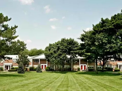 70 Berkshire Pl, Hackensack, NJ 07601 photo 16