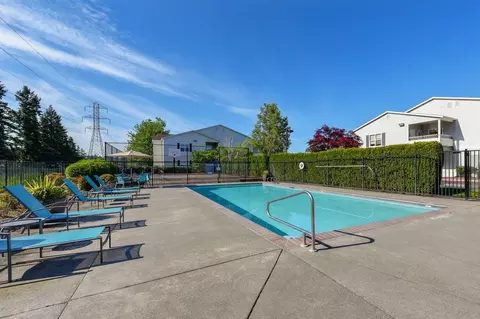 20300 SE Morrison Ter, Gresham, OR 97030 photo 28