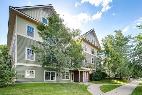 633 Ontario St SE, Minneapolis, MN 55414