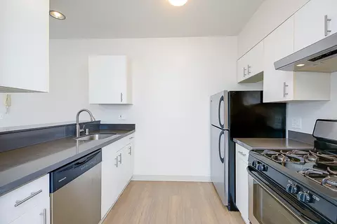 3809 Whitman Ave N, Seattle, WA 98103
