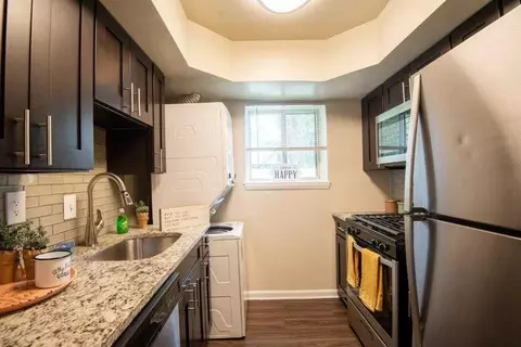 57 Glen Ridge Rd, Ferndale, MD 21061 photo 5