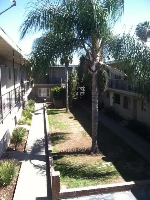 11207 S Prairie Ave, Inglewood, CA 90303