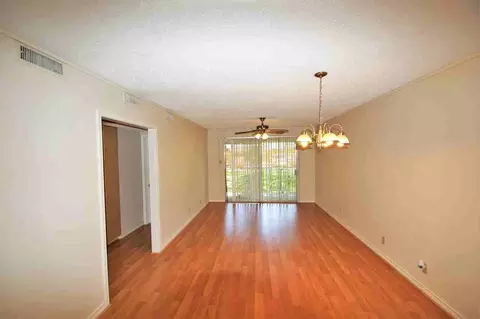 601 W 11th St, Austin, TX 78701