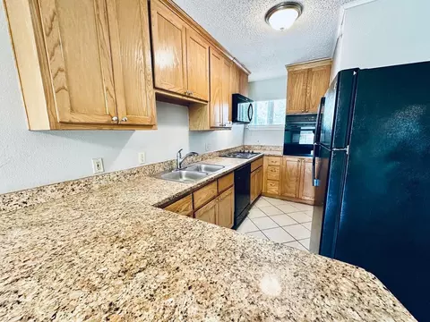 601 W 11th St, Austin, TX 78701