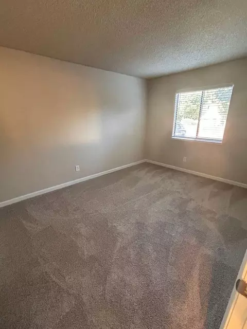5915 Kenneth Ave, Carmichael, CA 95608 photo 10