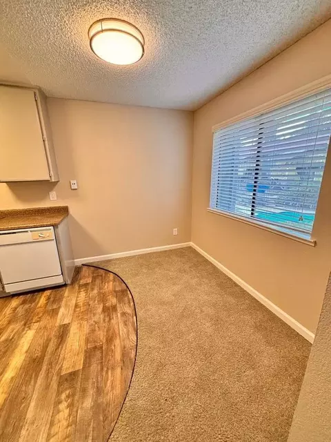 5915 Kenneth Ave, Carmichael, CA 95608 photo 5