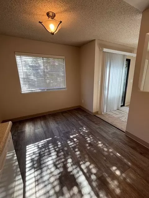 5915 Kenneth Ave, Carmichael, CA 95608 photo 3