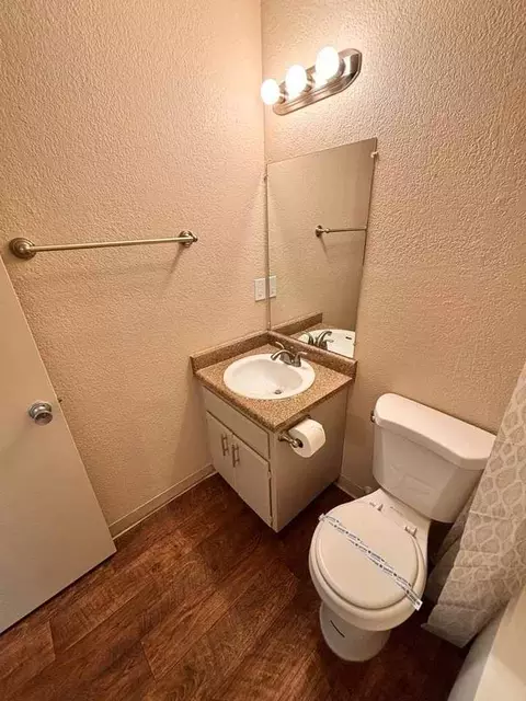 5915 Kenneth Ave, Carmichael, CA 95608 photo 11