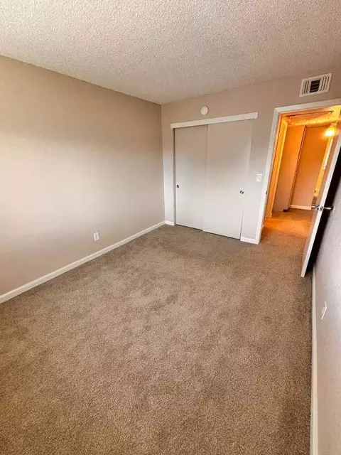 5915 Kenneth Ave, Carmichael, CA 95608 photo 15