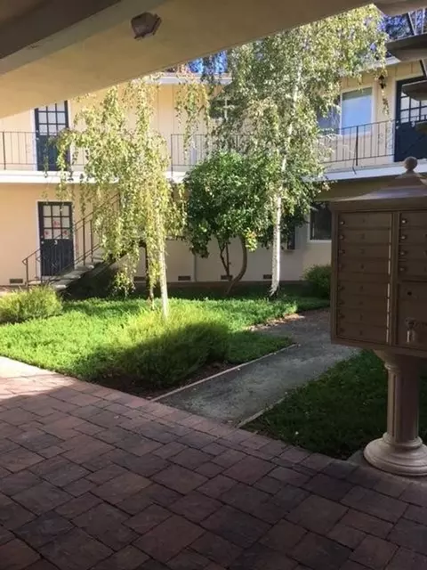 4860 Northlawn Dr, San Jose, CA 95130