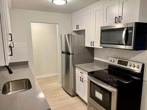 11515 26th Ave NE, Seattle, WA 98125