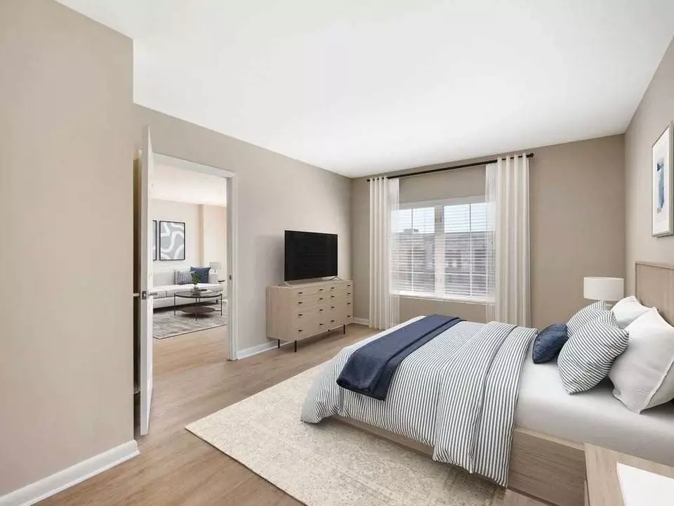  2800 Clarendon Blvd, Arlington, VA 22201 photo 4