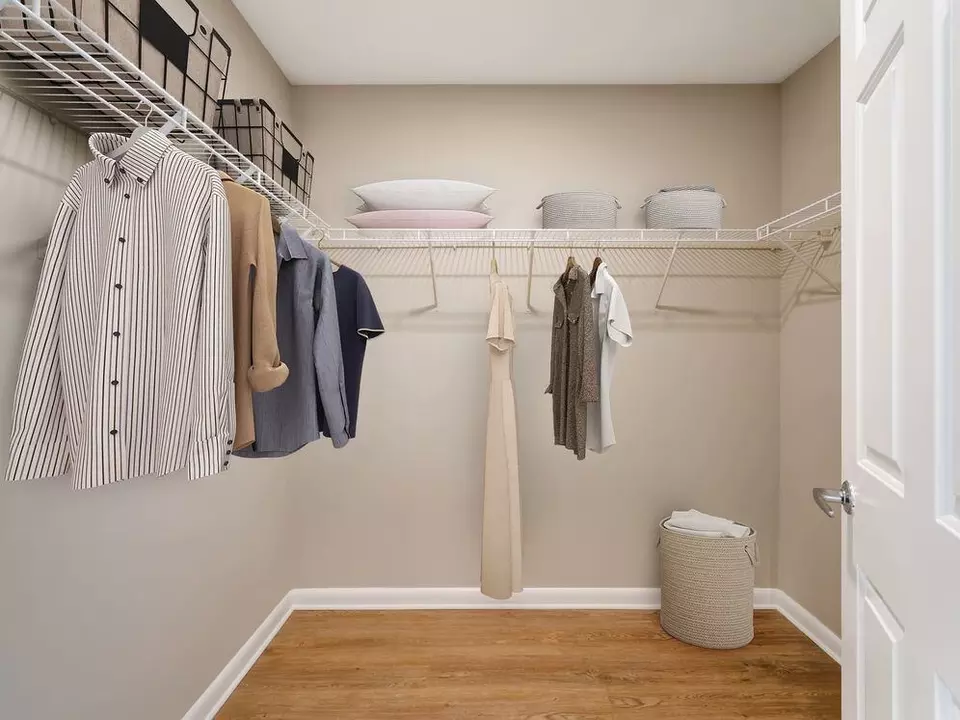  2800 Clarendon Blvd, Arlington, VA 22201 photo 5