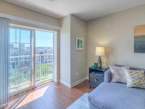 2800 Clarendon Blvd, Arlington, VA 22201 photo 10