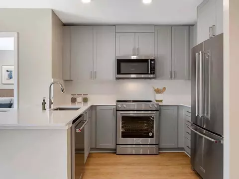 2800 Clarendon Blvd, Arlington, VA 22201 photo 2