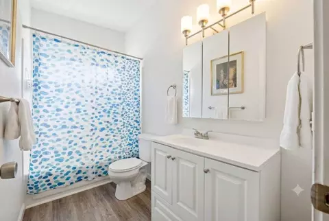 916 Drake Dr, Davis, CA 95616