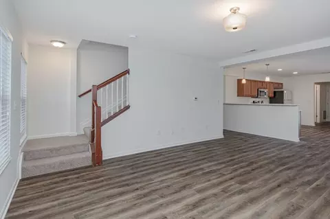 805 Proprietors Rd, Worthington, OH 43085