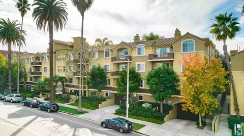 2201 S Beverly Glen Blvd, Los Angeles, CA 90064