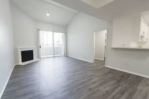 2201 S Beverly Glen Blvd, Los Angeles, CA 90064