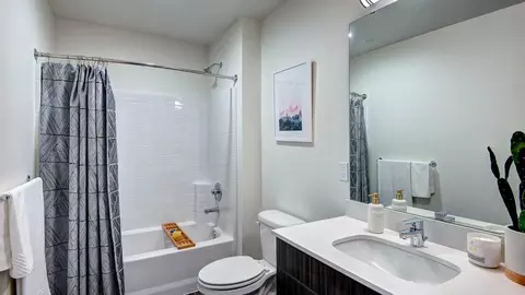 10720 5th Ave NE, Seattle, WA 98125 photo 24