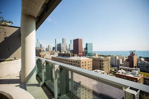 717 S Clark St, Chicago, IL 60605 photo 25