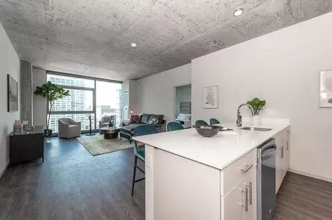 717 S Clark St, Chicago, IL 60605 photo 42