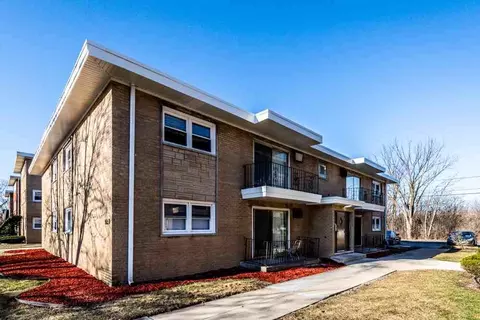 15210 Martin Luther King Jr Dr, Dolton, IL 60419