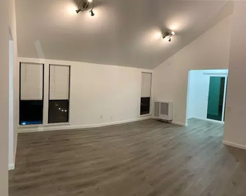 140 W Wilson St, Costa Mesa, CA 92627 photo 7