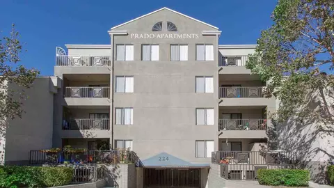 201 W Fairview Ave, Glendale, CA 91202 photo 4
