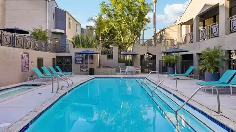 201 W Fairview Ave, Glendale, CA 91202 photo 60