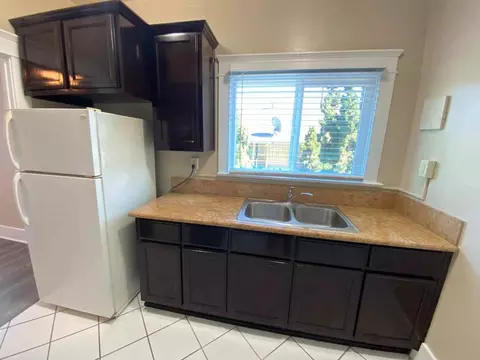 711 E 4th St, Long Beach, CA 90802 photo 7