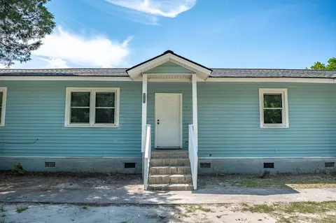 1522 Middle St, Cayce, SC 29033
