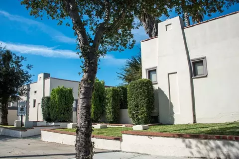 1109 N Lake Ave, Pasadena, CA 91104