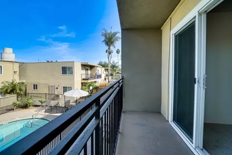 871 N Mollison Ave, El Cajon, CA 92021