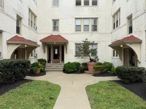 125 Central Sq, Pittsburgh, PA 15228