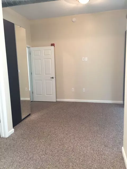 532 N Morton St, Bloomington, IN 47404 photo 27