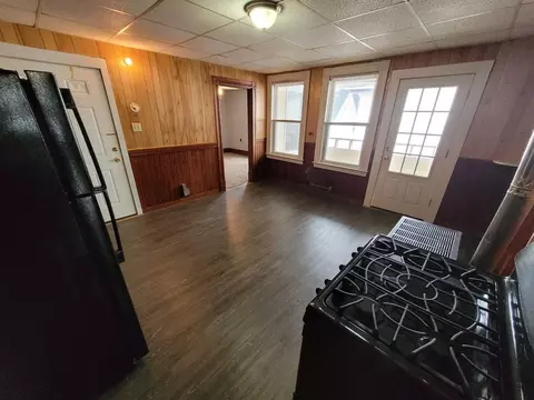 355 Rimmon St, Manchester, NH 03102