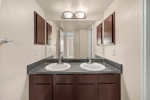 1515 Wickersham Ln, Austin, TX 78741