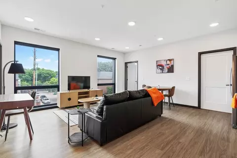 423 E Michigan St, Indianapolis, IN 46204