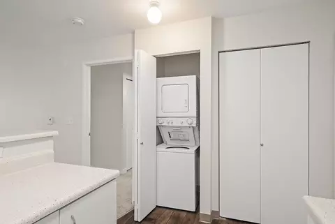 304 118th Ave SE, Bellevue, WA 98005 photo 18