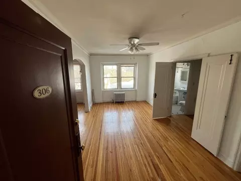 2552 Garfield Ave, Minneapolis, MN 55405