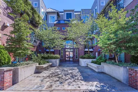110 Williams Ave S, Renton, WA 98057