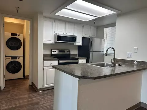 19921 19th Ave NE, Shoreline, WA 98155