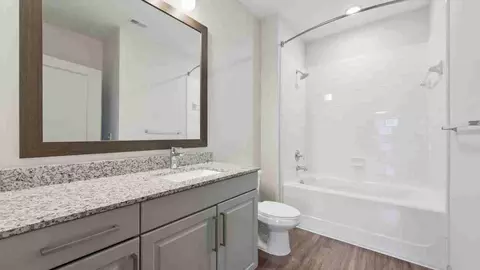 900 View Dr, Woodstock, GA 30189